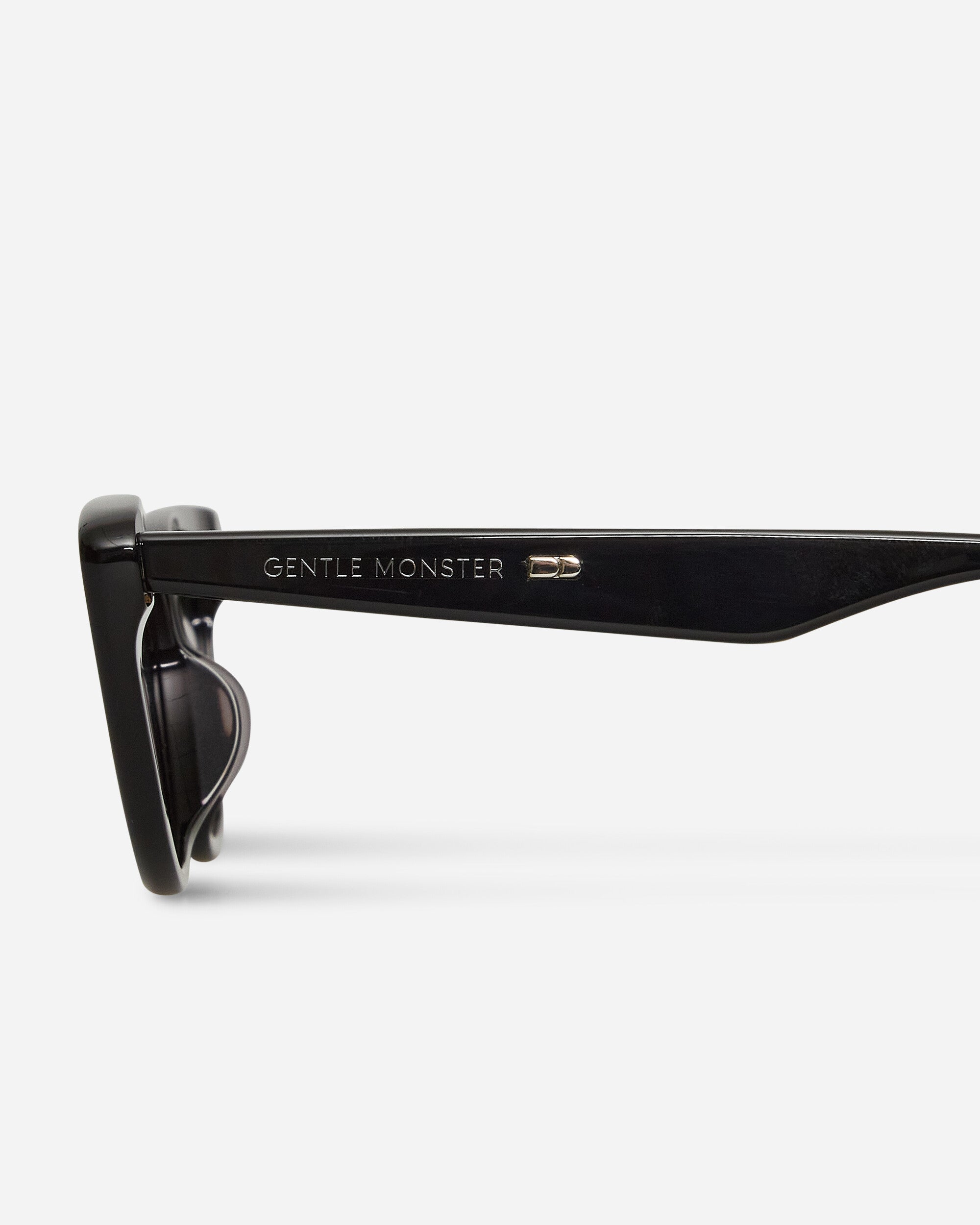 Gentle Monster Crella Black Eyewear Sunglasses CRELLA-01 01