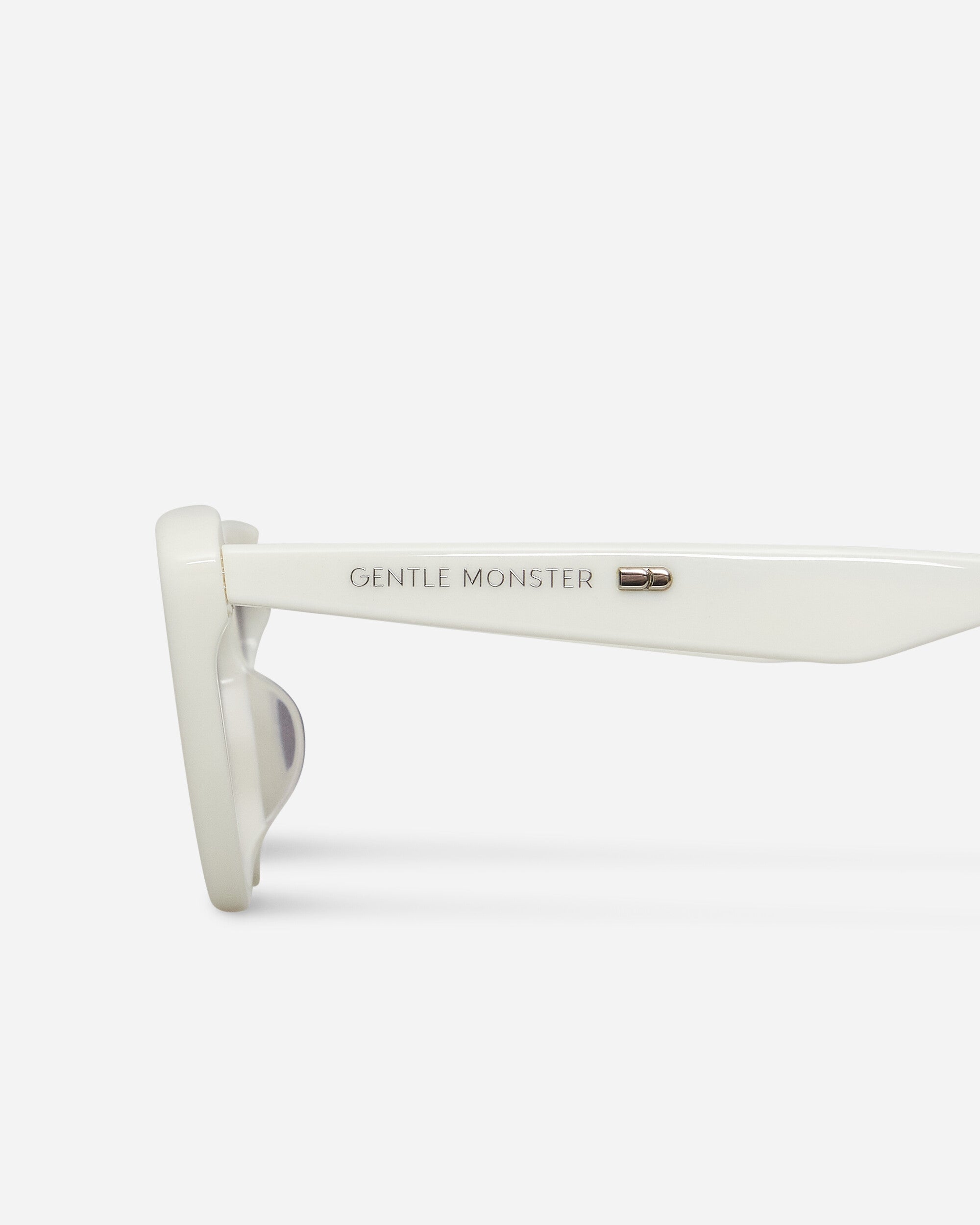 Gentle Monster Crella White Eyewear Sunglasses CRELLA-W1 W1