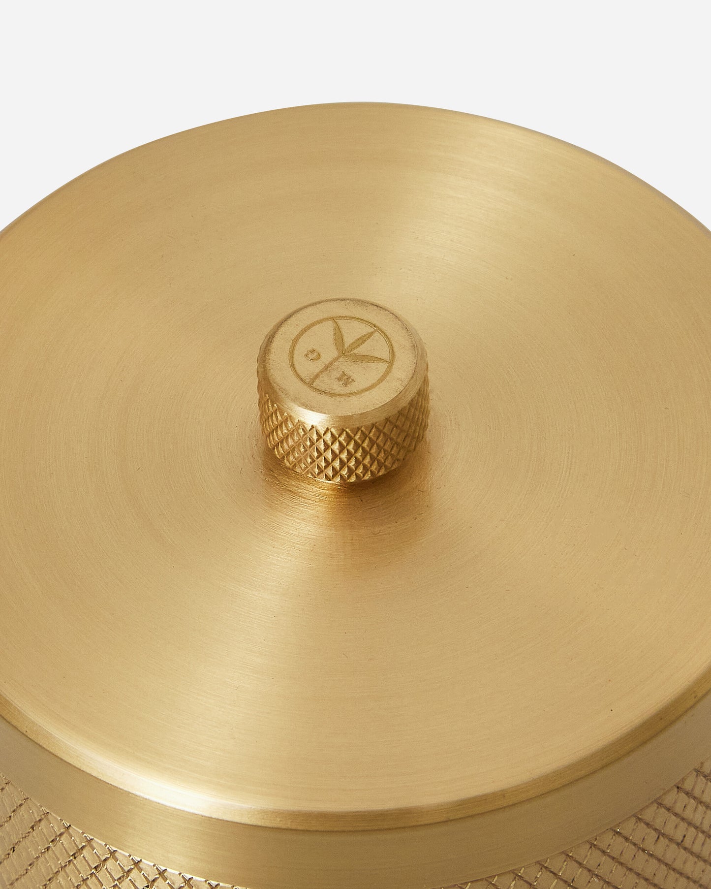 Mister Green Lidded Ashtray Brass High Times Smoking Sets MGLIDTRAY 001