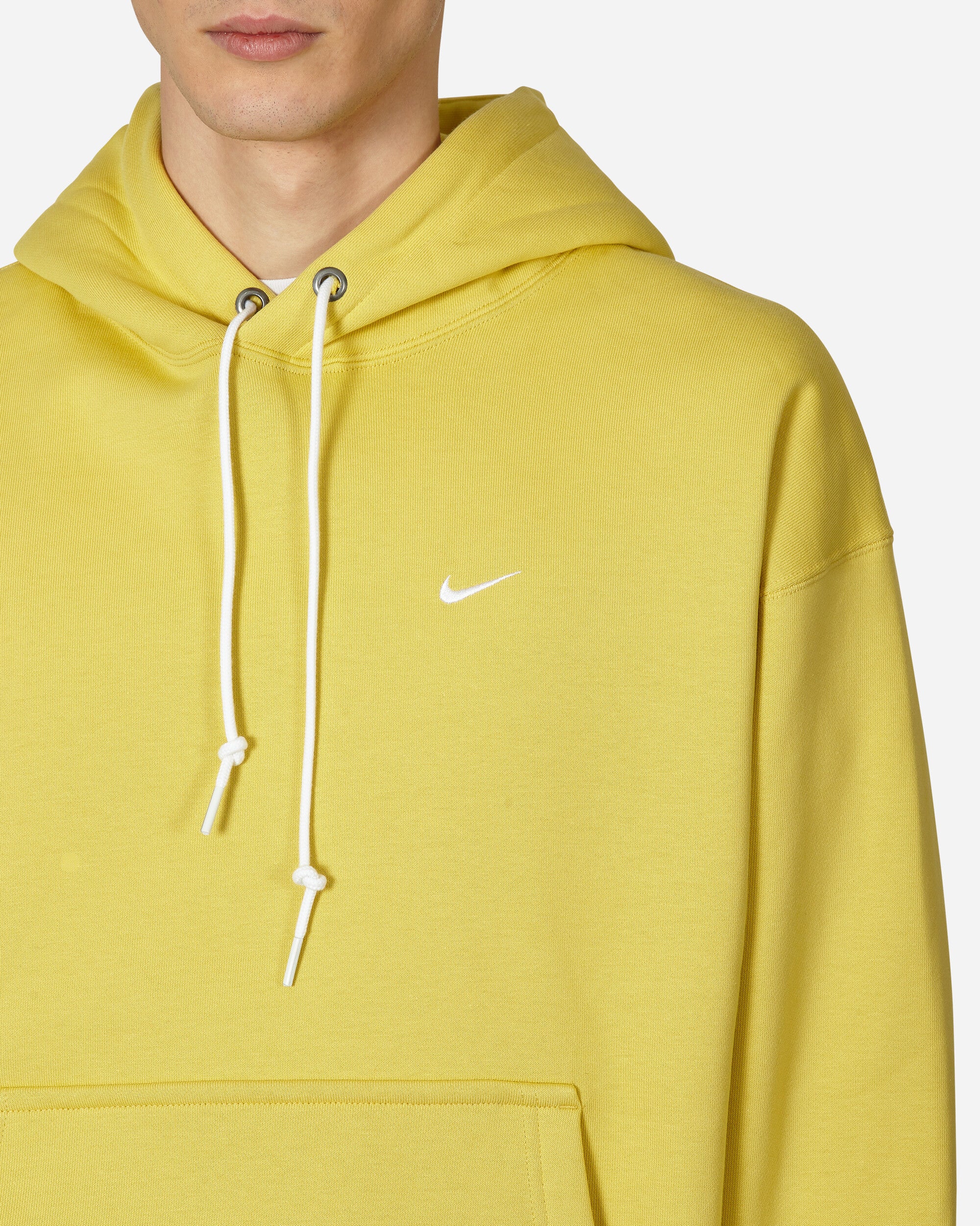 Nike Solo Swsh Flc Po Hoodie Saturn Gold/White Sweatshirts Hoodies DX1355-700