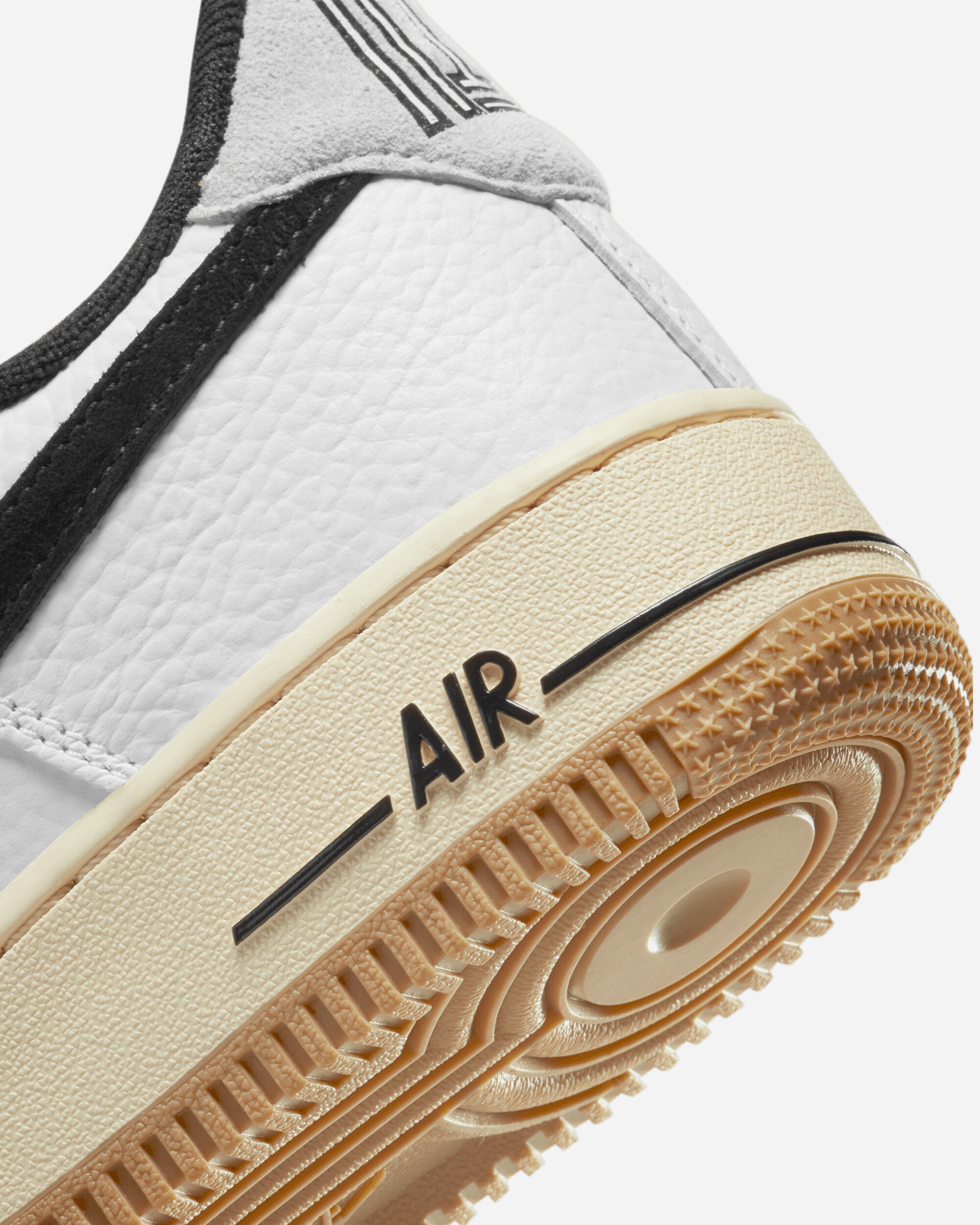 Nike Wmns Air Force 1 07 Lx Summit White/Black Sneakers Low DR0148-101