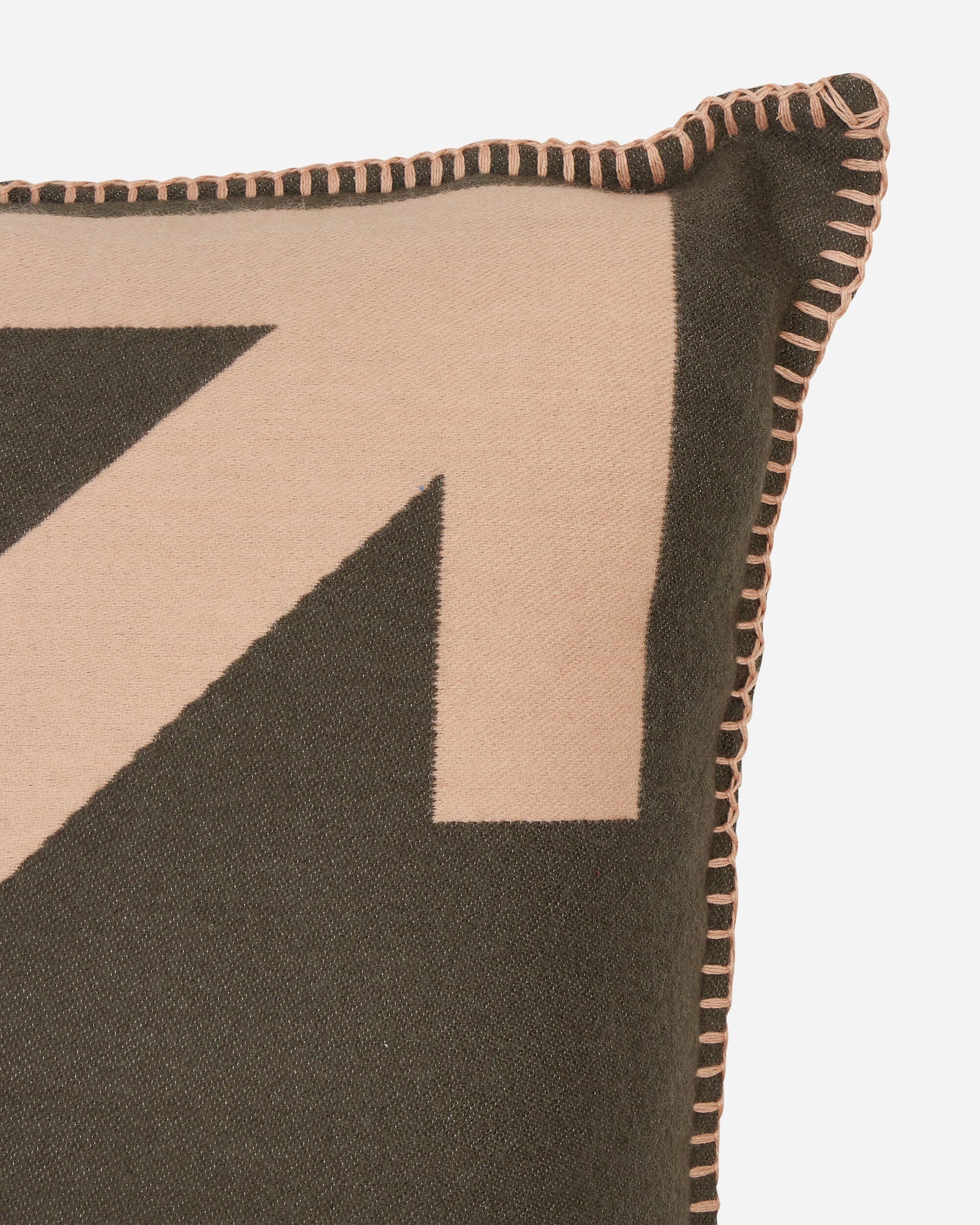 Off-White Arrow Big Pillow Army Green Home Decor Cushions OHZL014T23FAB001 5621