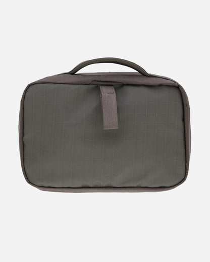 The North Face Base Camp Voyager Dopp Kit Nwtpegrn/Tnf Black Bags and Backpacks Cases NF0A81BL BQW1