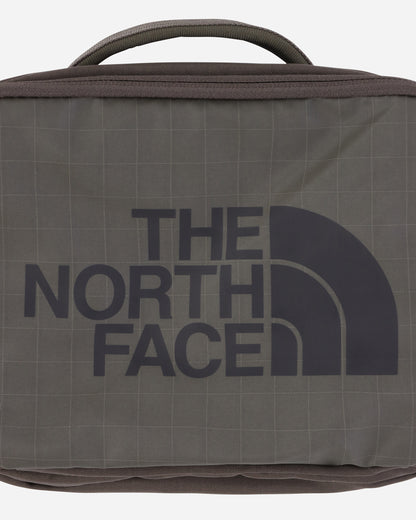 The North Face Base Camp Voyager Dopp Kit Nwtpegrn/Tnf Black Bags and Backpacks Cases NF0A81BL BQW1