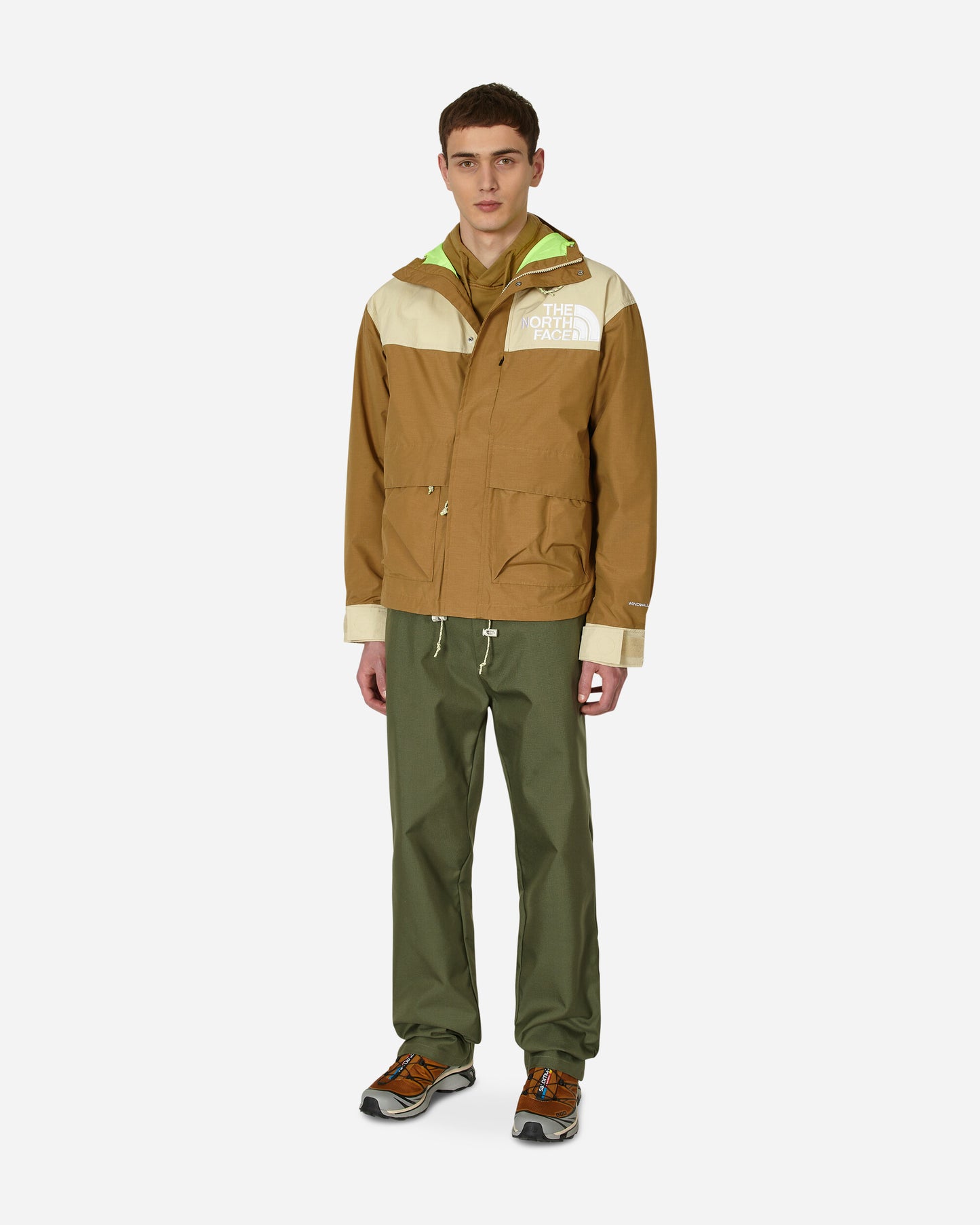 The North Face 86 Low-Fi Hi-Tek Mountain Jacket Utility Brown/Gravel Coats and Jackets Jackets NF0A7ZYQ 92Q1