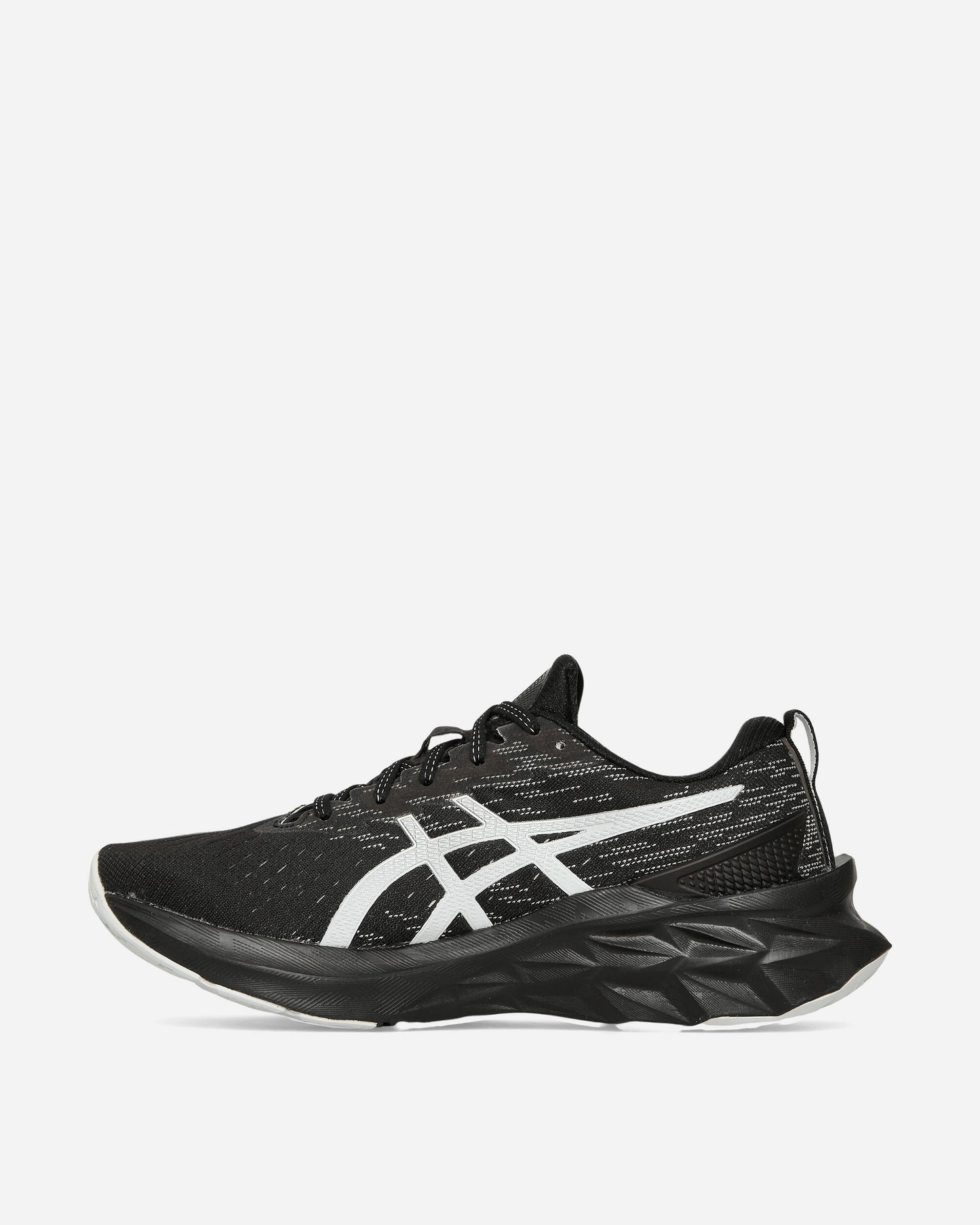 Asics Novablast 2 Black/Pure Silver Sneakers Low 1011B192-001