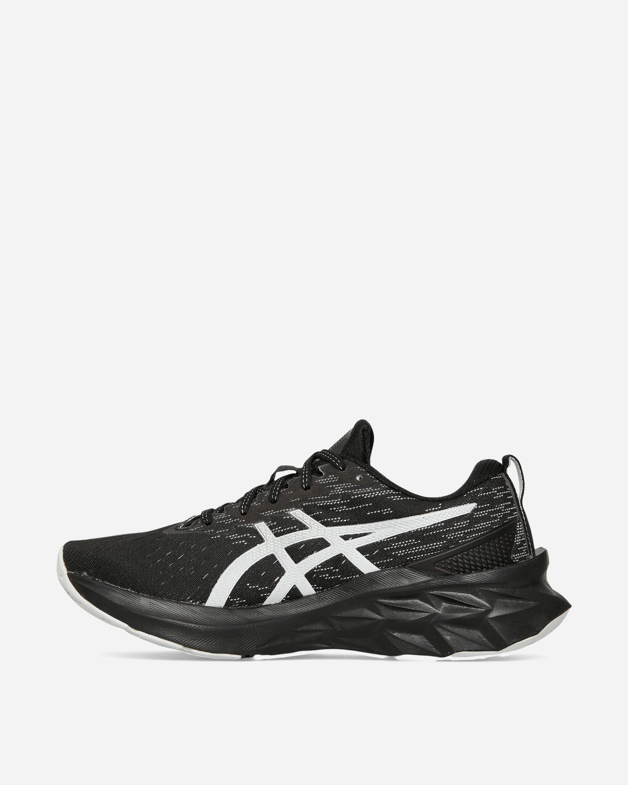 Asics Novablast 2 Black/Pure Silver Sneakers Low 1011B192-001